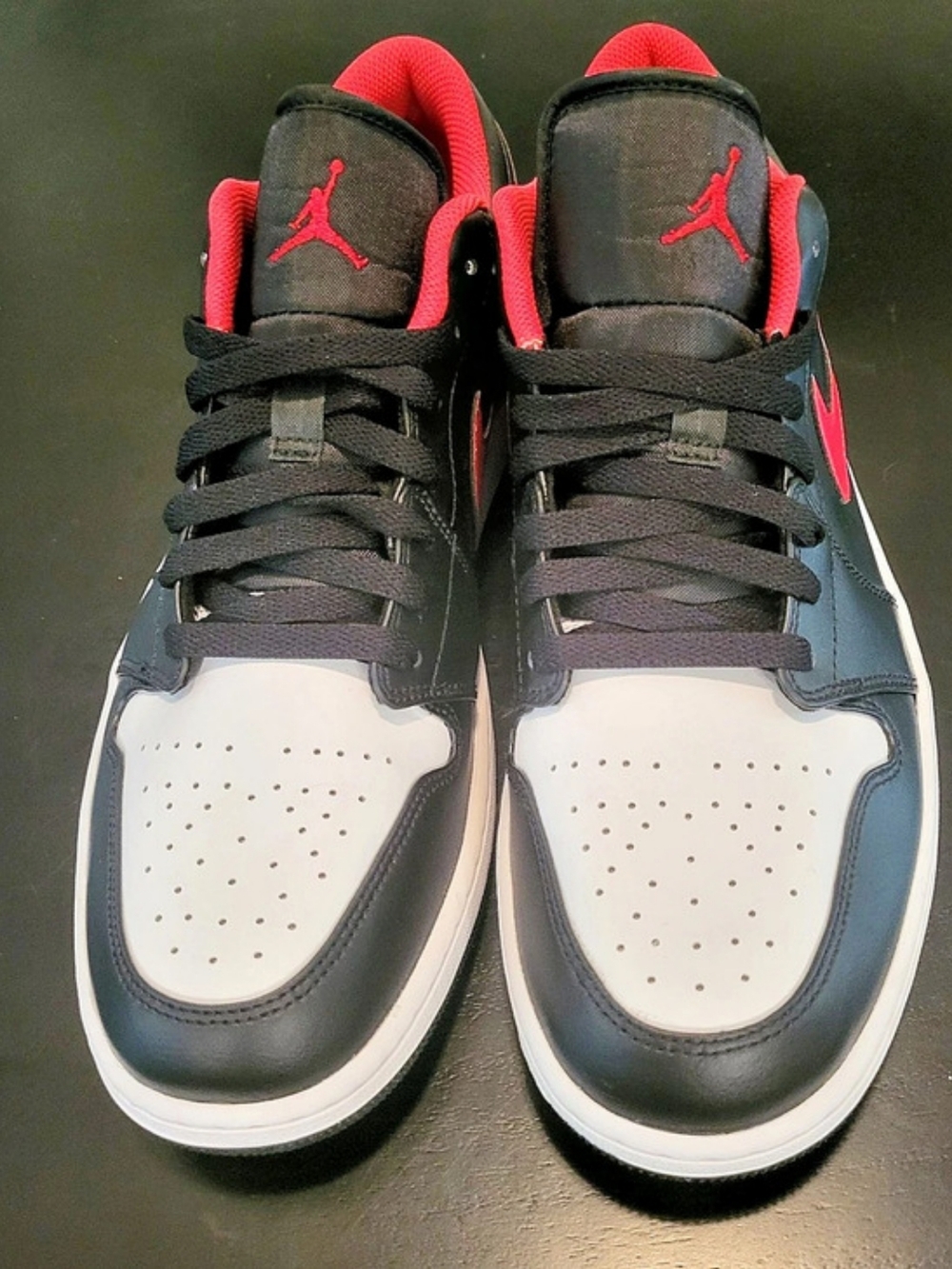 Jordan Air Jordan 1 Low Alternate Bred Toe Sneakers Black & Red
